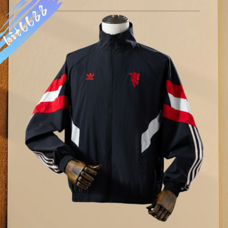 26/27 Manchester United  Windbreaker