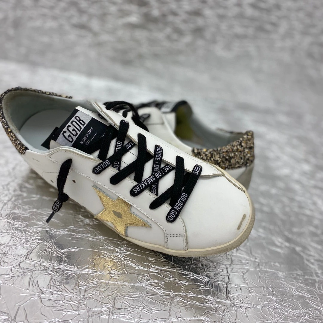 Golden Goose Super Star Dirty shoes made of top-grain cowhide