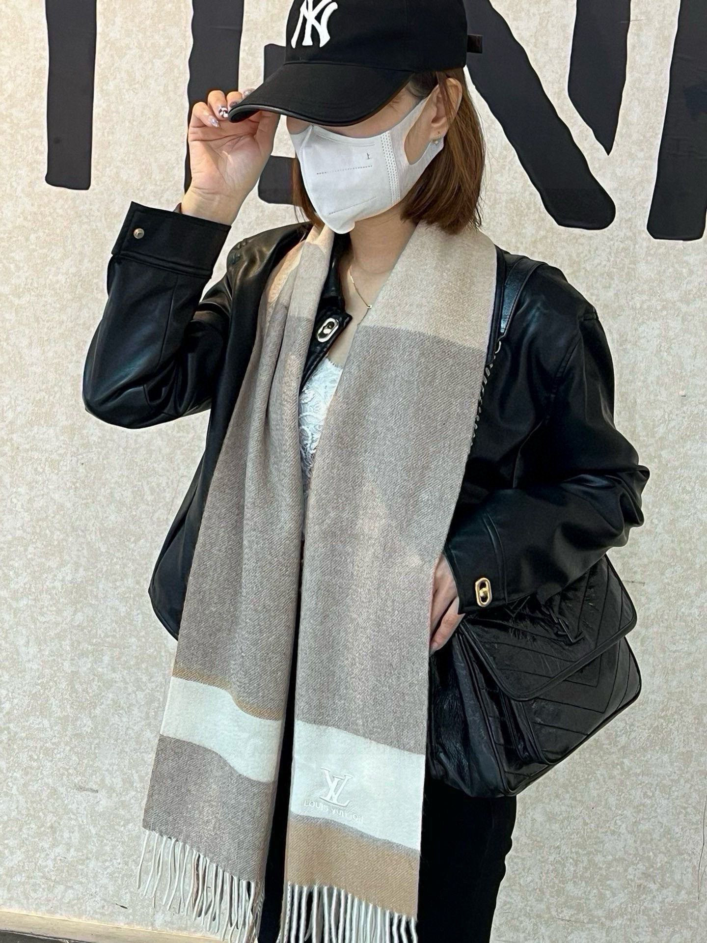 Louis new arrival scarf size: 32*180 cm 001