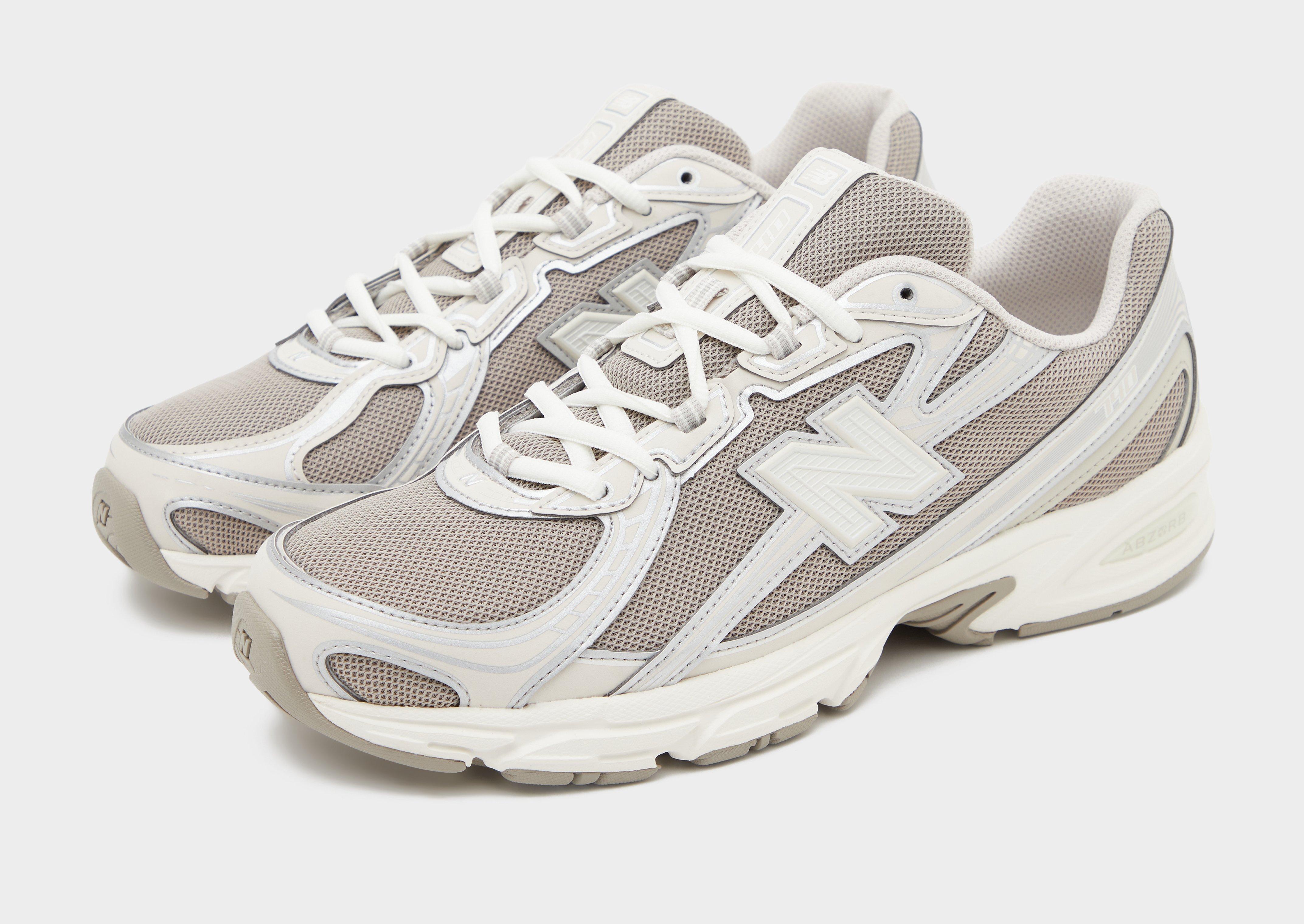 New Balance 740
