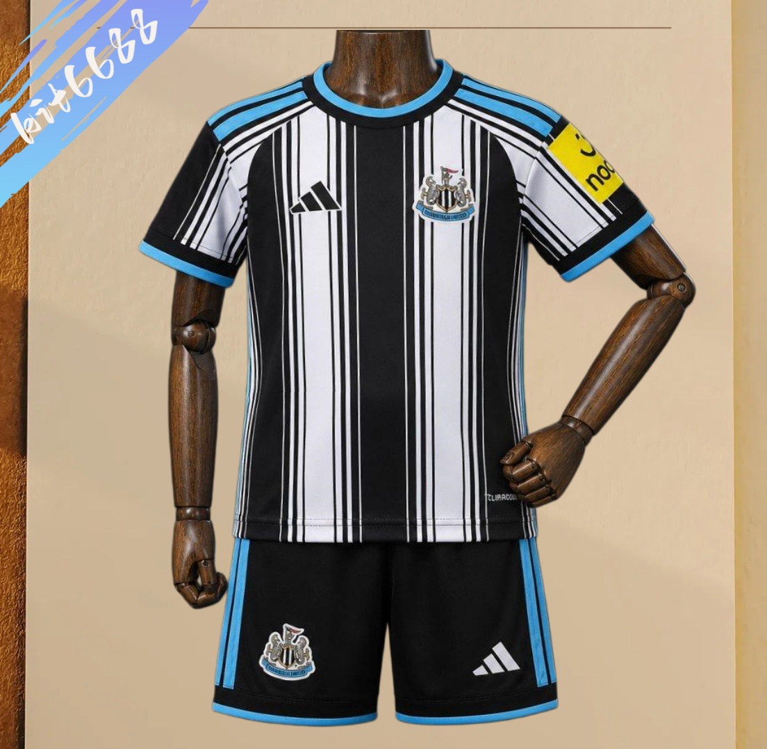 2026/2027 Newcastle United Home Football Shirt (Adult Kids Kit socks）