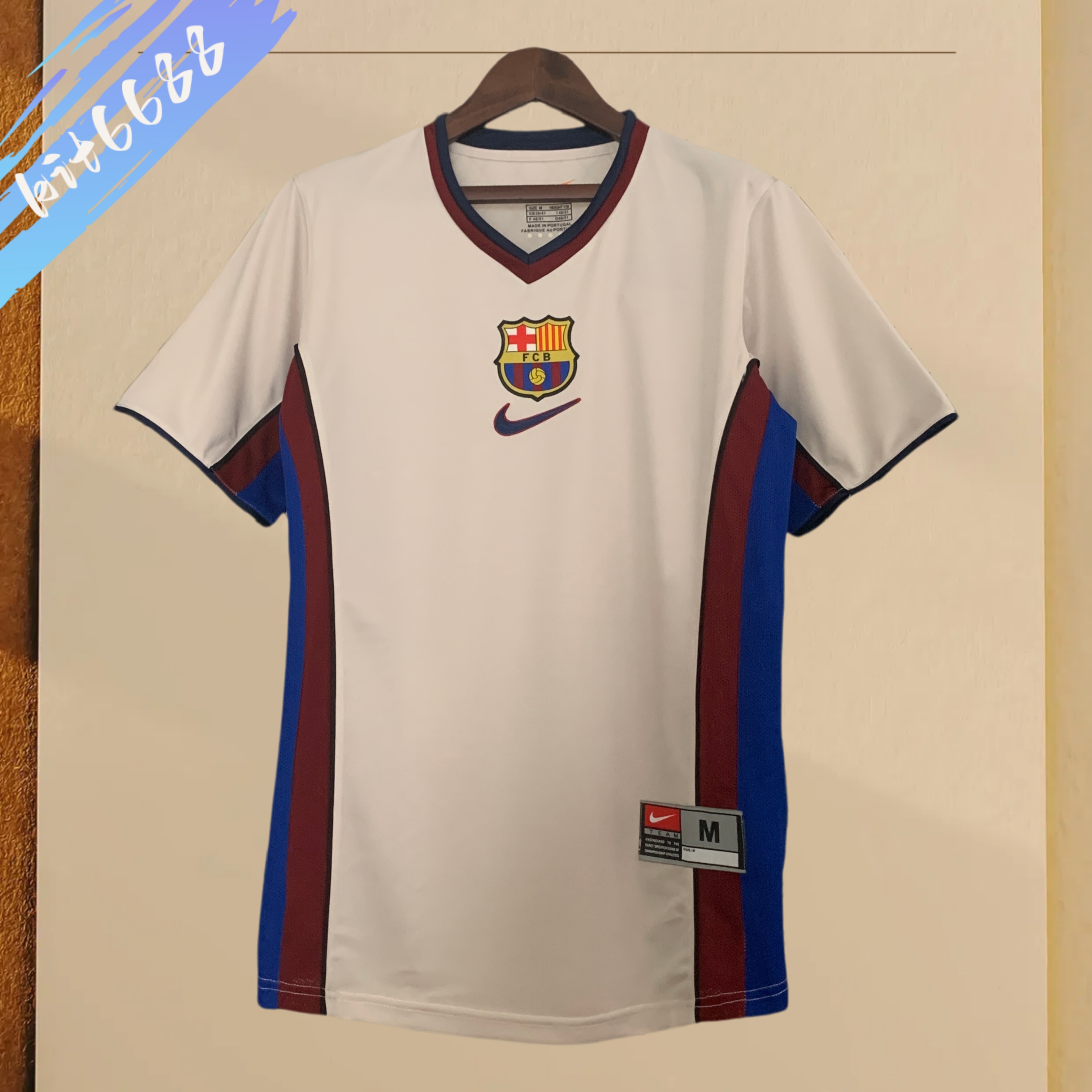 1998/1999 Barcelona Away Retro Football Shirt