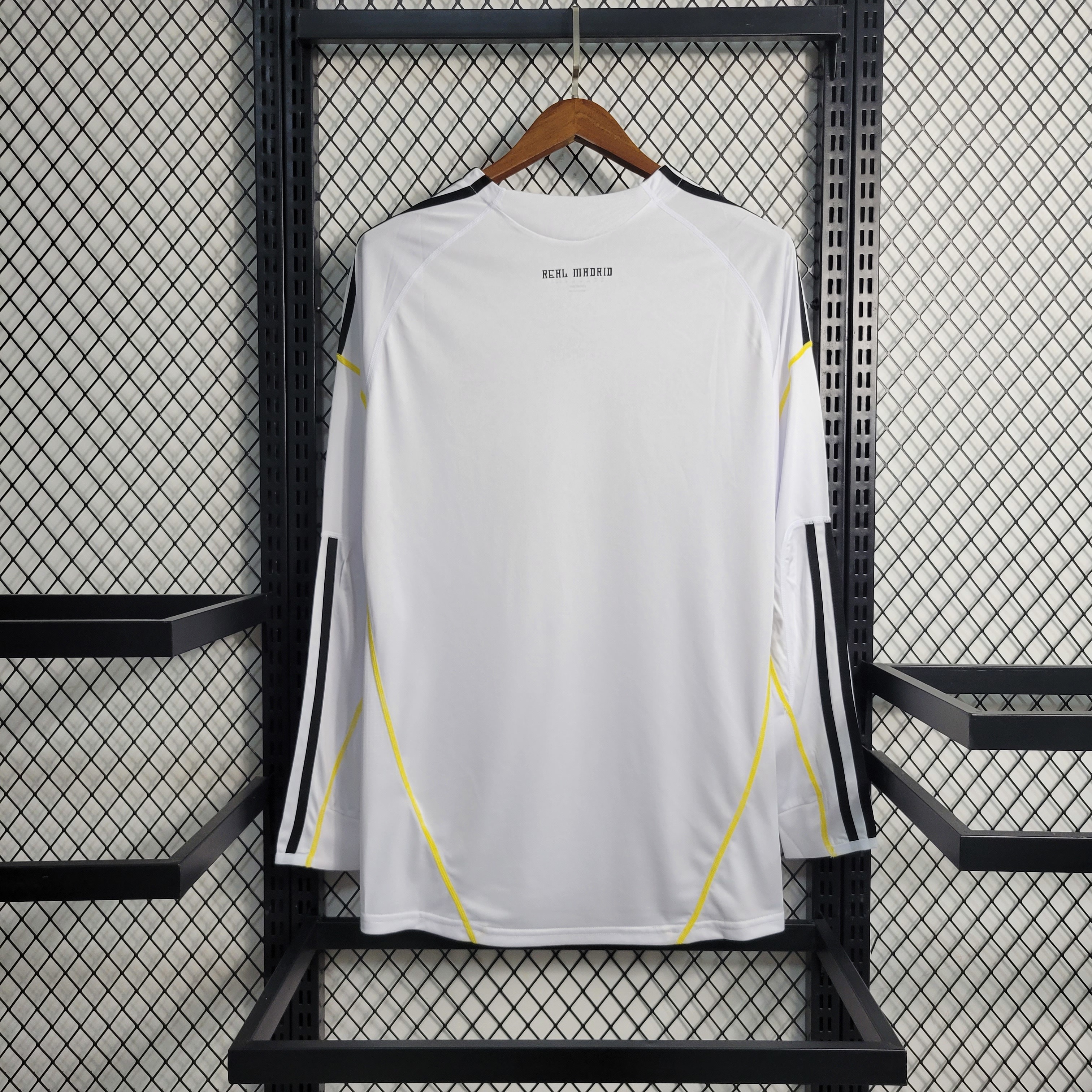 2009/2010 Real Madrid home Long Sleeve Retro Football Shirt