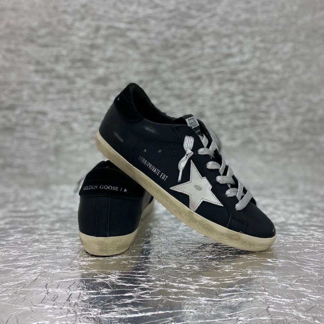 Golden Goose Super Star Dirty shoes made of top-grain cowhide