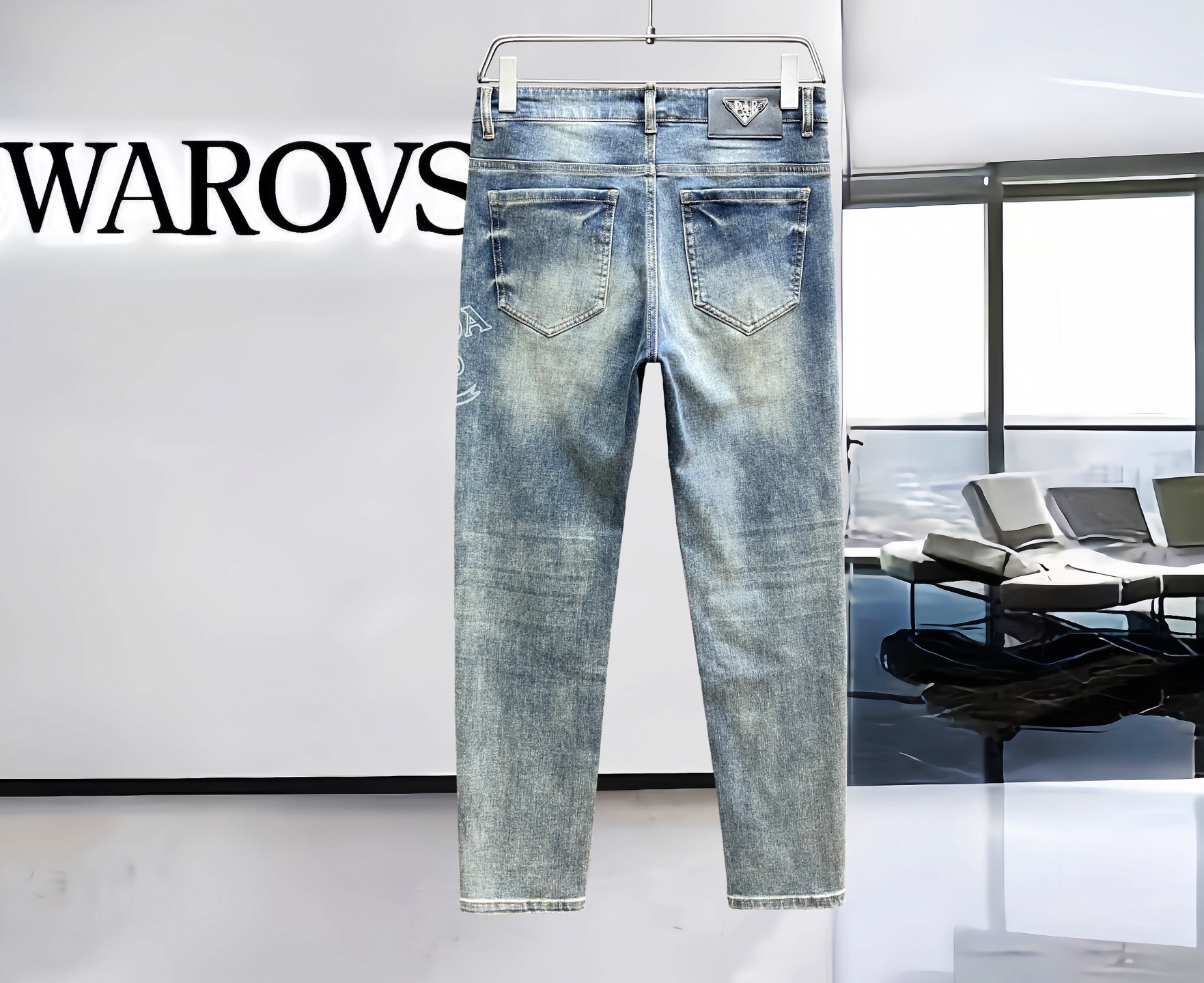 Prada New Men Jeans Size 28-38