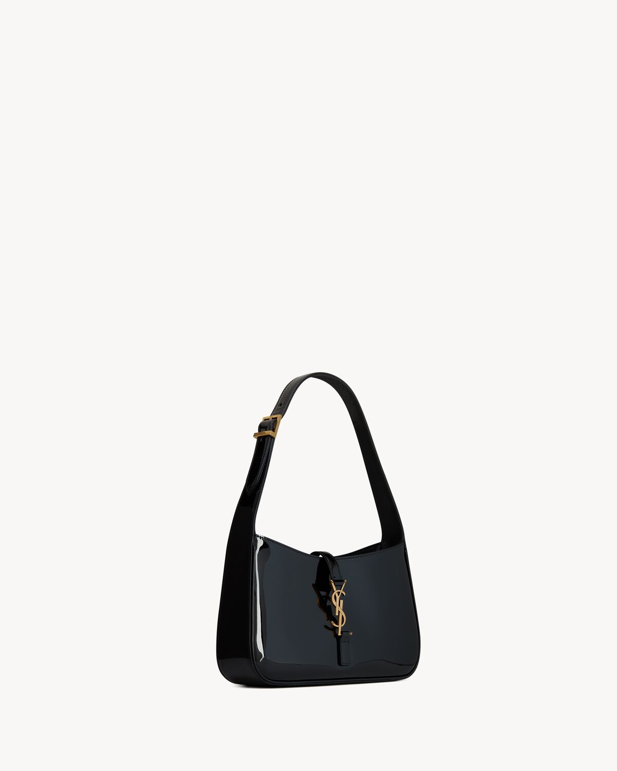le 5 à 7 in patent leather BLACK