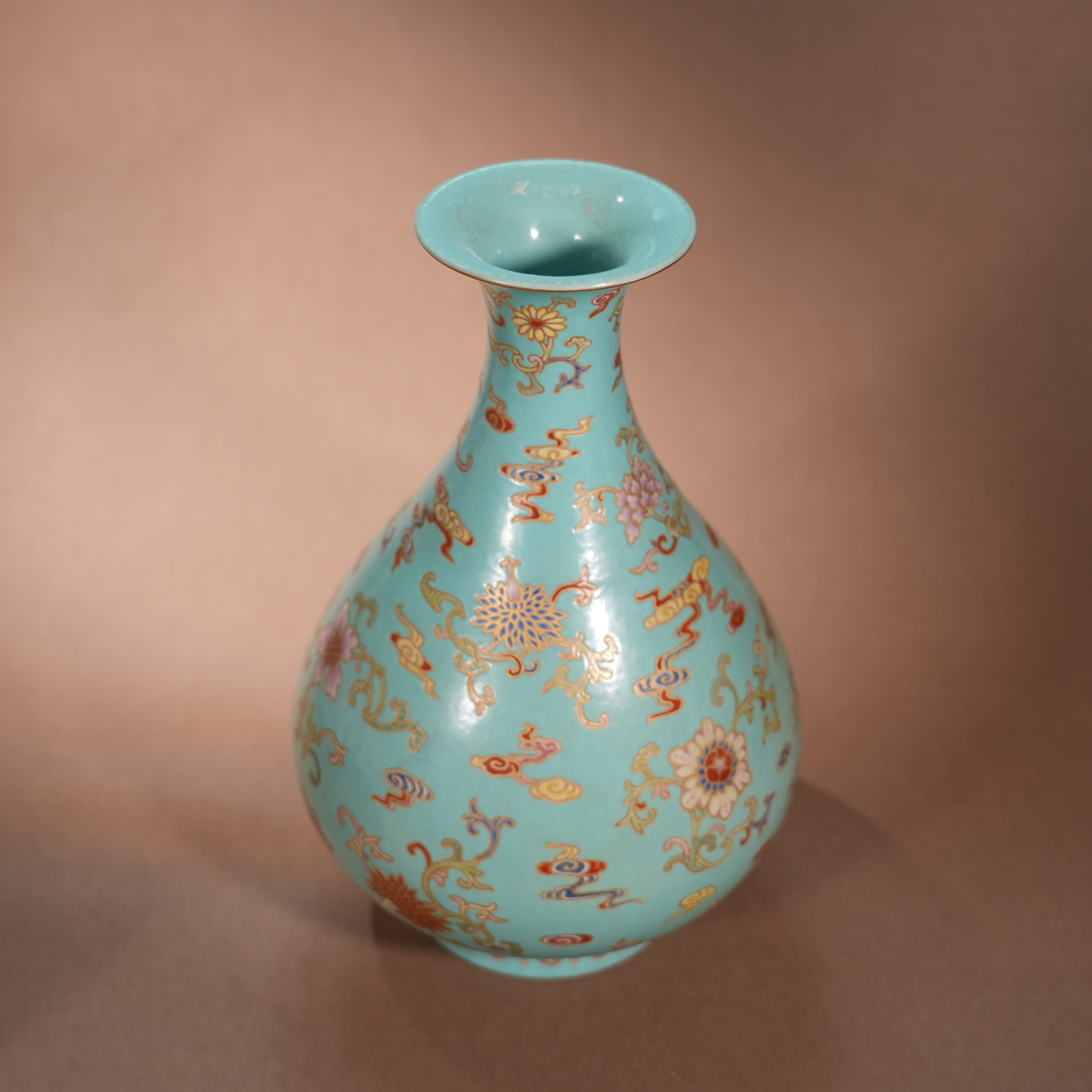 Ancient Chinese Turquoise-Ground Gilded Famille Rose Yuhuchun Vase with Floral and Cloud Motifs