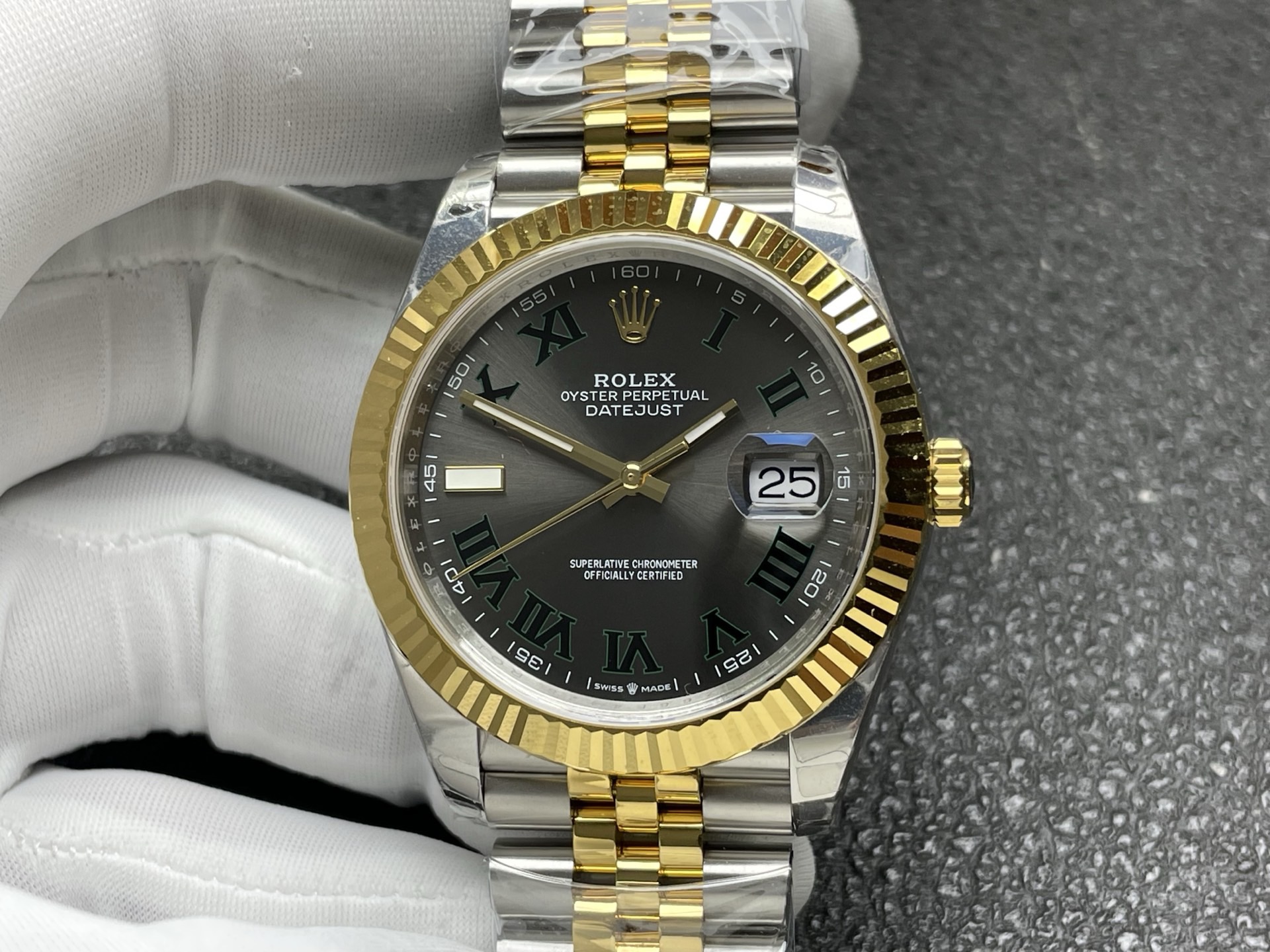 Rolex Datejust 41 Oyster 41mm Oystersteel and yellow gold M126333-0020