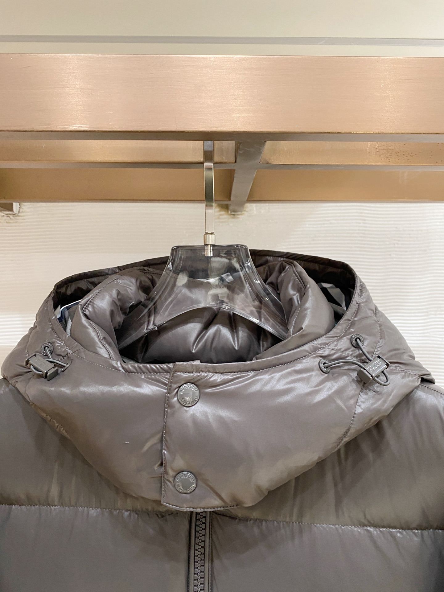 Burberry Herbst/Winter 2026 Daunenjacke Größe M-3XL
