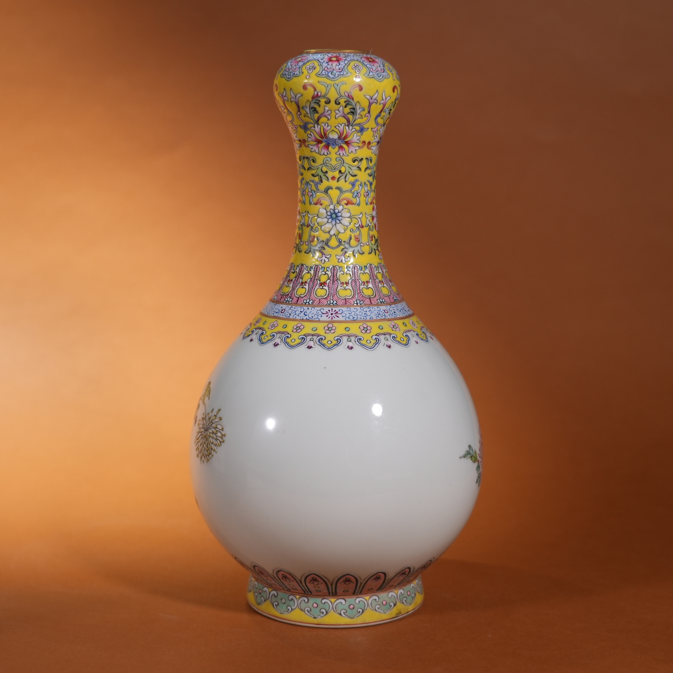 Ancient Chinese Famille Rose Garlic-Head Vase with Bird and Flower Motifs (Made by Zhanjing Zhai)