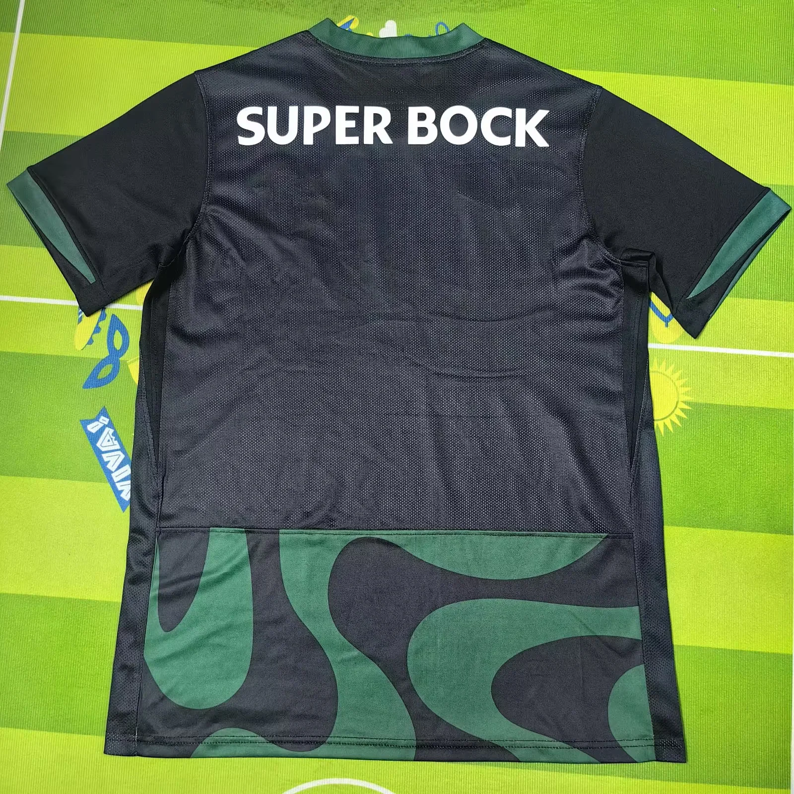 2025/2026 Sporting Lisbon Away Football Shirt（Fan Edition）