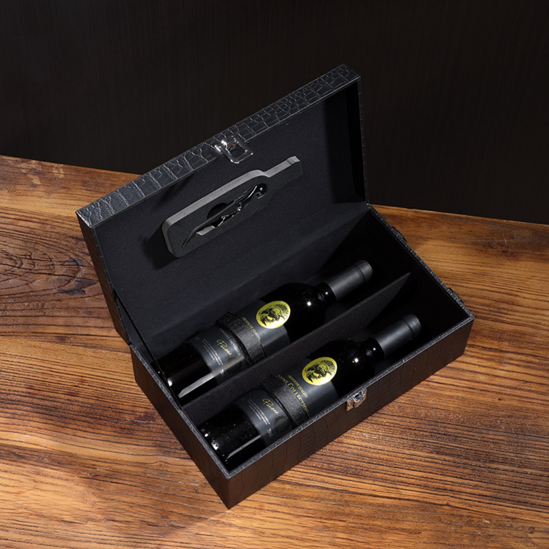 Wine Box, 2 Bottle Leatherette Top Handle with 4 Wine Accessory Travel Wine Gift Box, Handmade Premium Wine Carrier Case custom logo