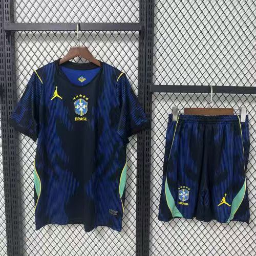 26 27 Brazil away fan kit