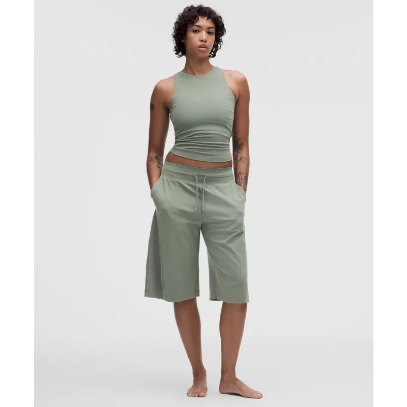 Groove Mid-Rise Relaxed Bermuda Short
