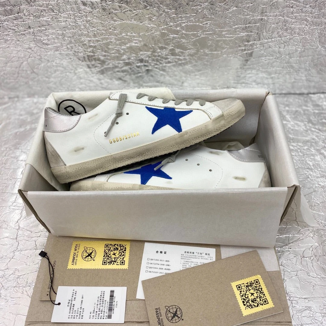 Golden Goose Super Star Dirty shoes made of top-grain cowhide