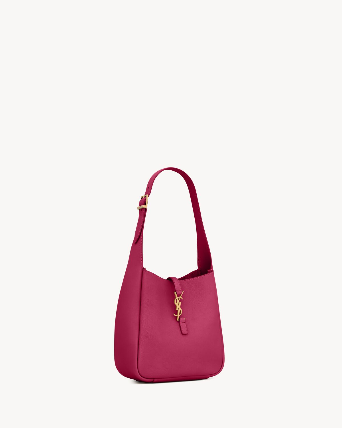 le 5 à 7 supple small in grained leather RASPBERRY PINK
