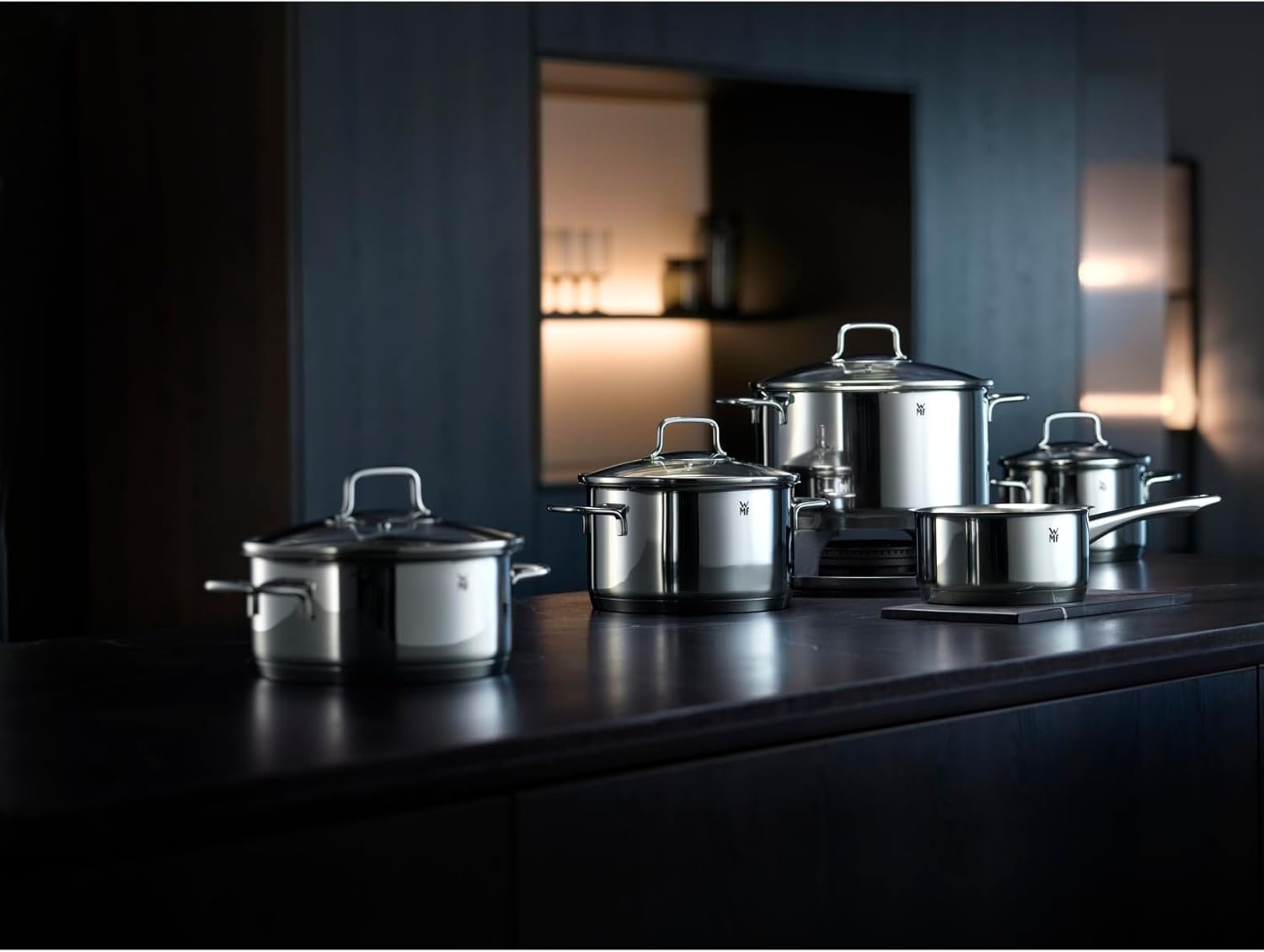 WMF 6-Piece Saucepan Set Astoria Pouring Rim. Glass Lid. Cromargan® Polished Stainless Steel. Suitable for Induction Cookers. Dishwasher Safe No. 780166040