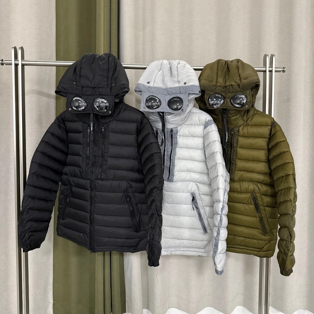 C.P. COMPANY Classic Goggle-Lens Hat Lightweight Windproof Horizontal-Quilted Utility Padded Jacket