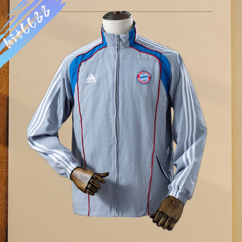 25/26 Bayern Munich windbreaker