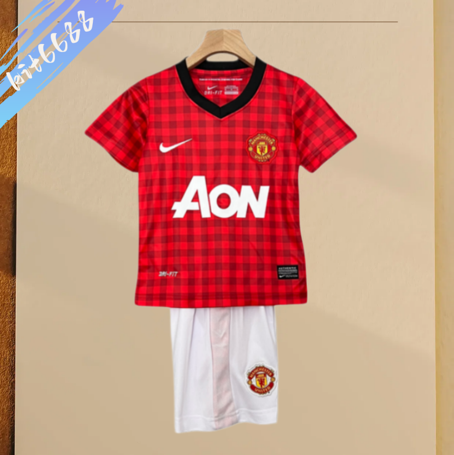 12/13 Manchester United home ground Retro Football Soccer Kids Kit