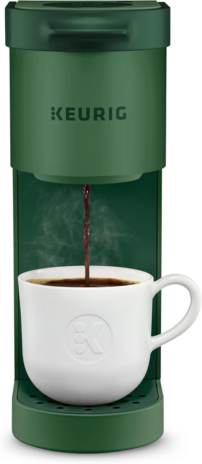 Coffee maker, brews 6 to 12 ounces, with cord storage, perfect for small spaces Green