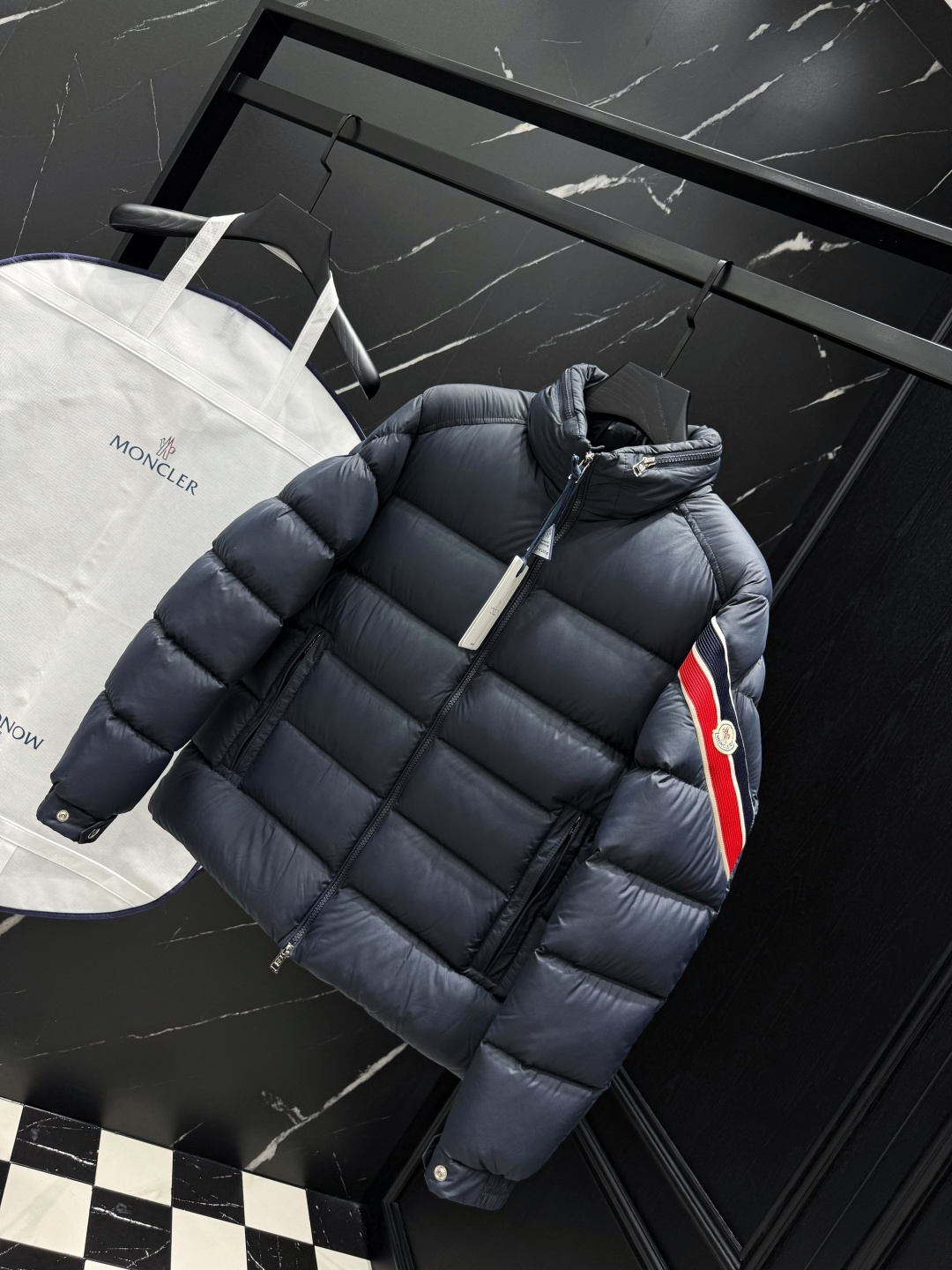 Moncler Herbst/Winter 2026 Daunenjacke Größe S-2XL