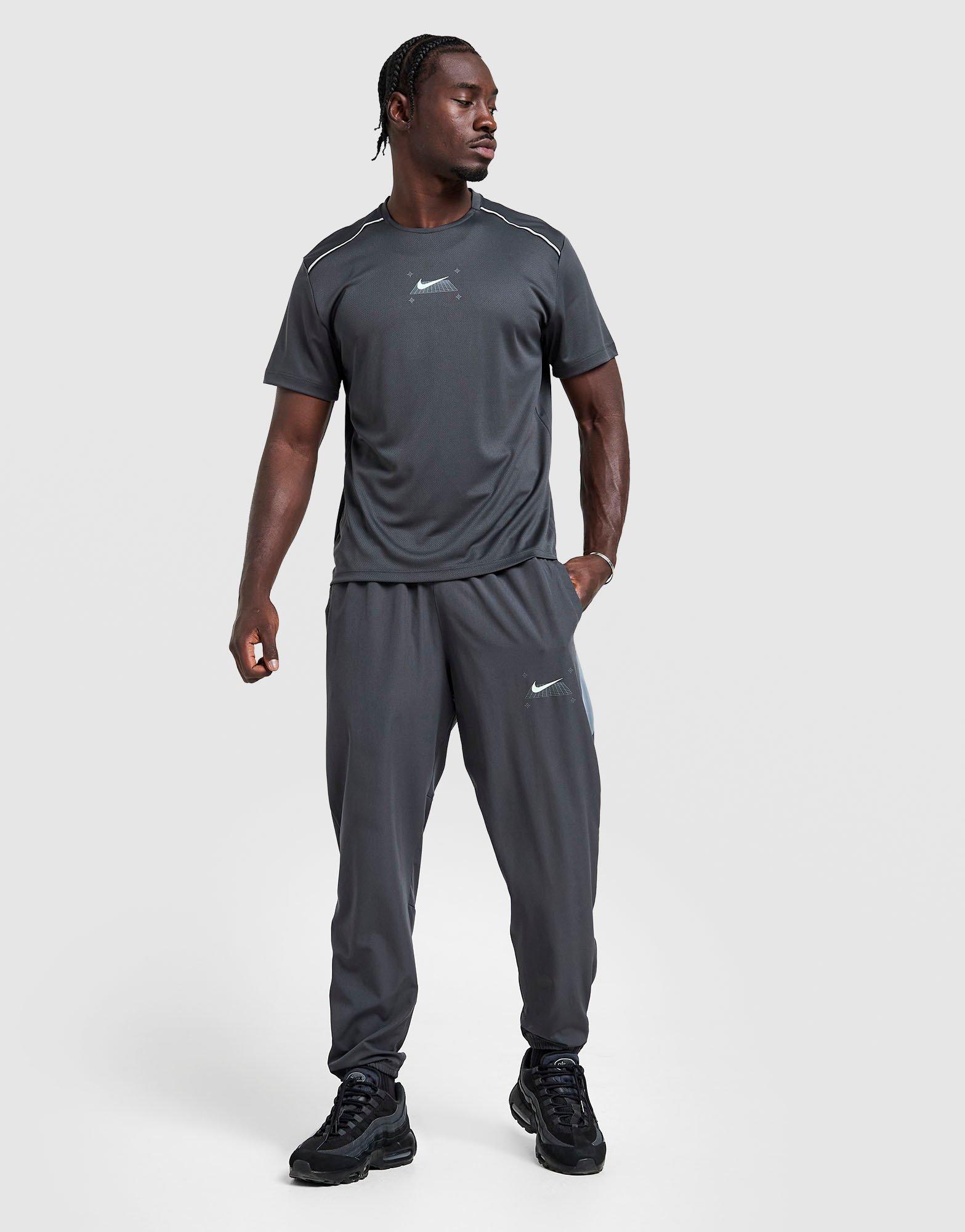 Nike Grid T-Shirt