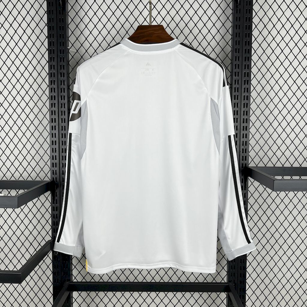2025/2026 Real Madrid Home Long Sleeve Football Shirt （Fan Edition）