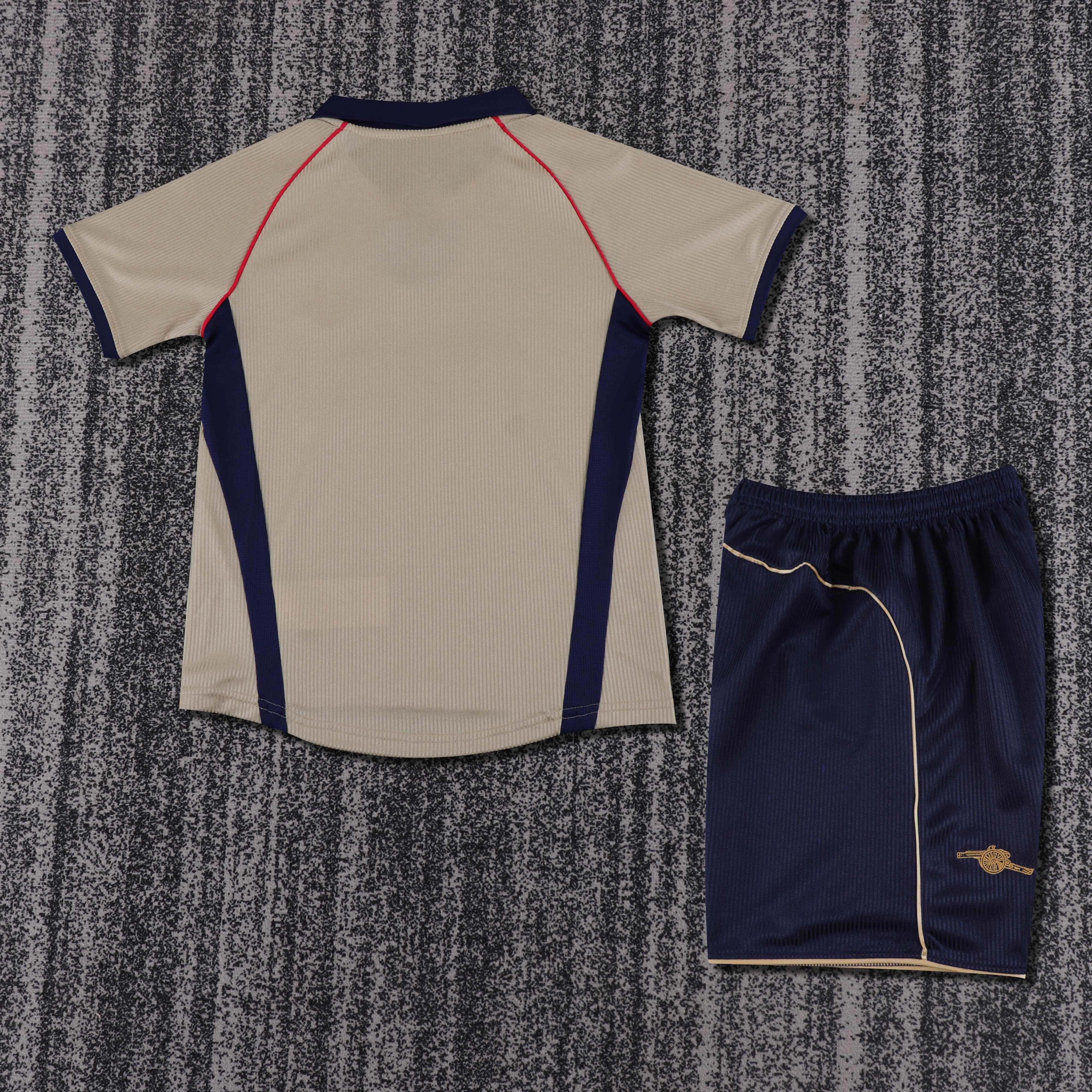 01/02 Arsenal away Retro Football Shirt (Kids Kit)
