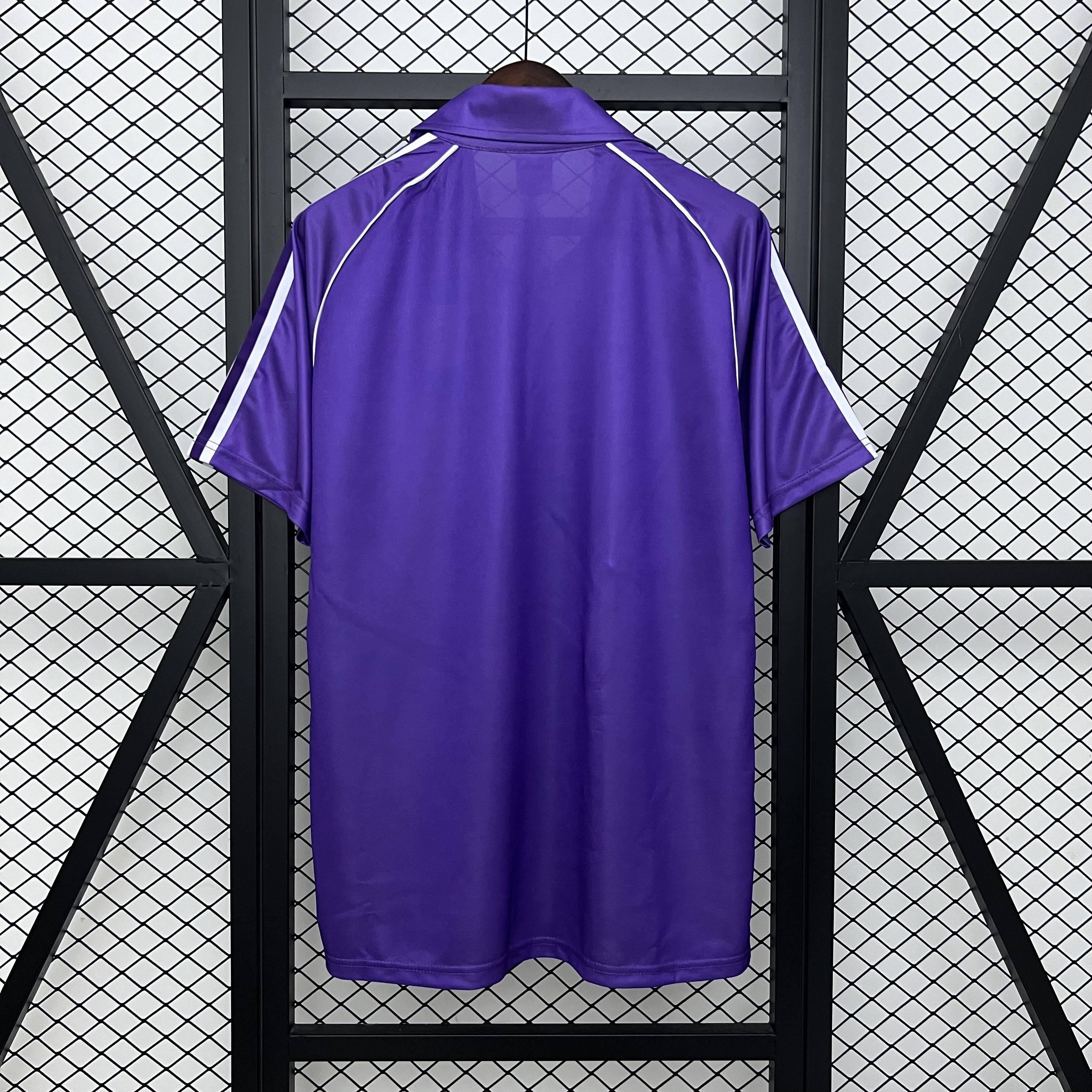 1984/1985 Real Madrid Away Retro Football Shirt