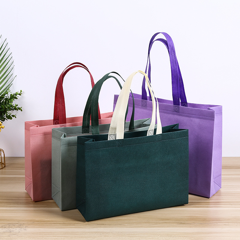 Customized blank non-woven bags, color-printed laminated protective bags, gift shopping bags, educational and promotional tote bags