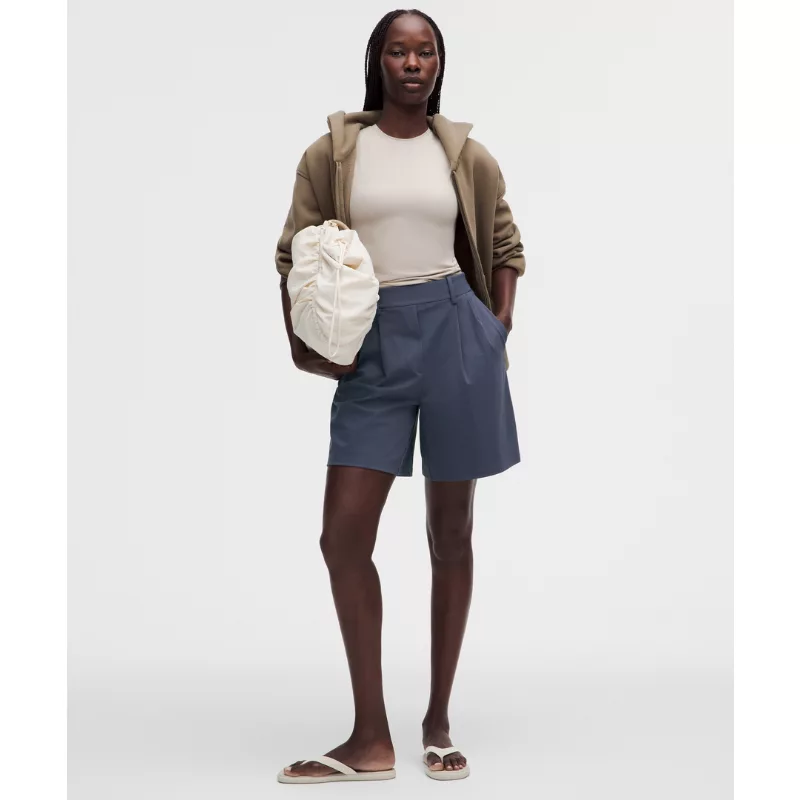 Daydrift Pleated High-Rise Short 7