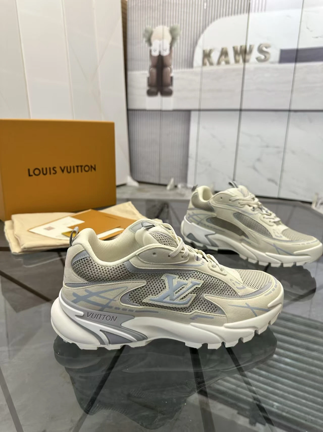 Top LV shoes, handmade genuine leather material