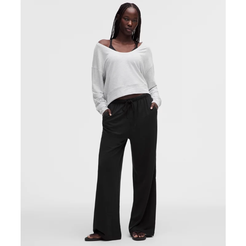 BeCalm Mid-Rise Straight-Leg Pant