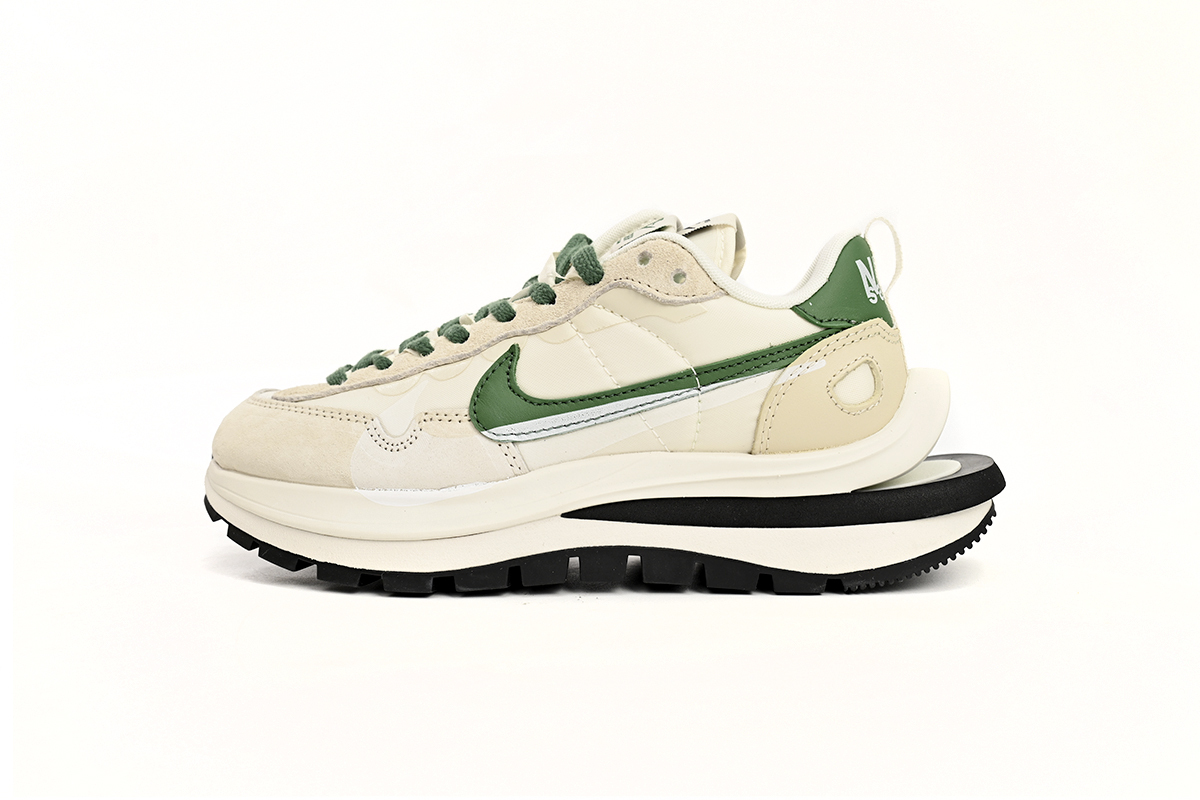 Sacai x Nike VaporWaffle Sesame and Beige Green  DD1875-102