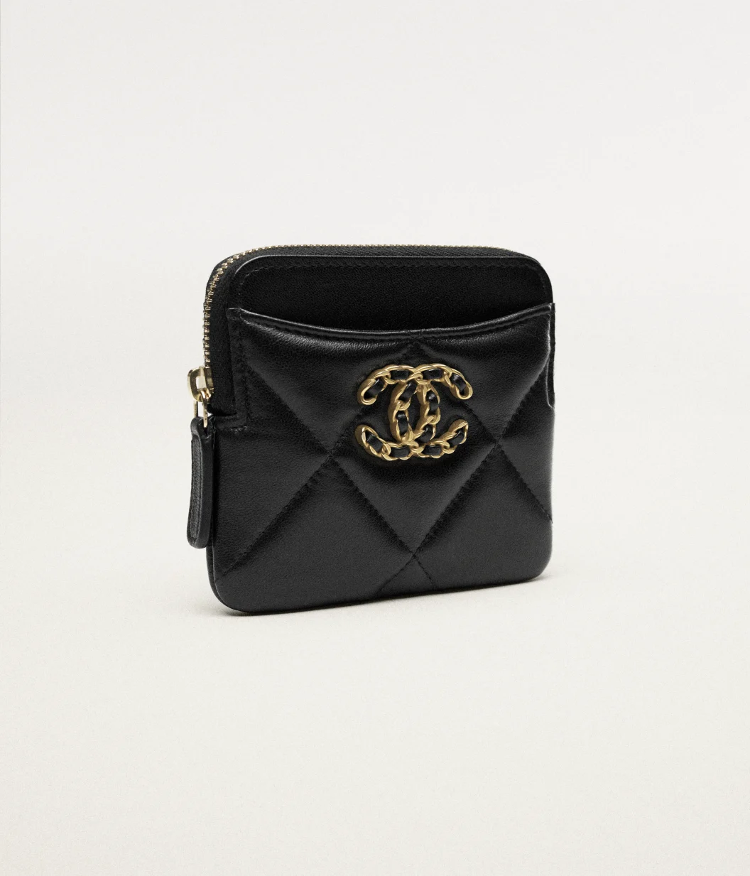 CHANEL 19 Zipped Coin Purse Shiny Lambskin, Gold-Tone, Silver-Tone & Ruthenium-Finish Metal Black