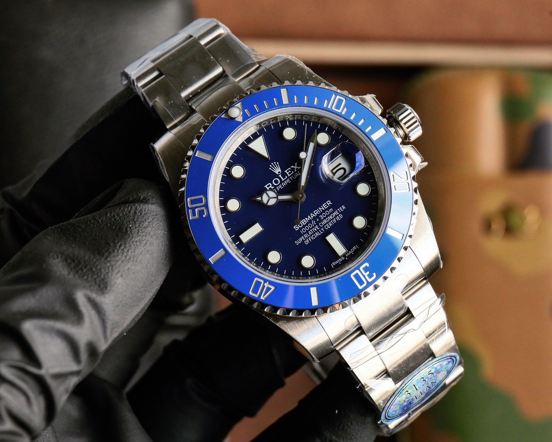 Rolex Submariner Date Oyster 40mm white gold 116619LB-97209