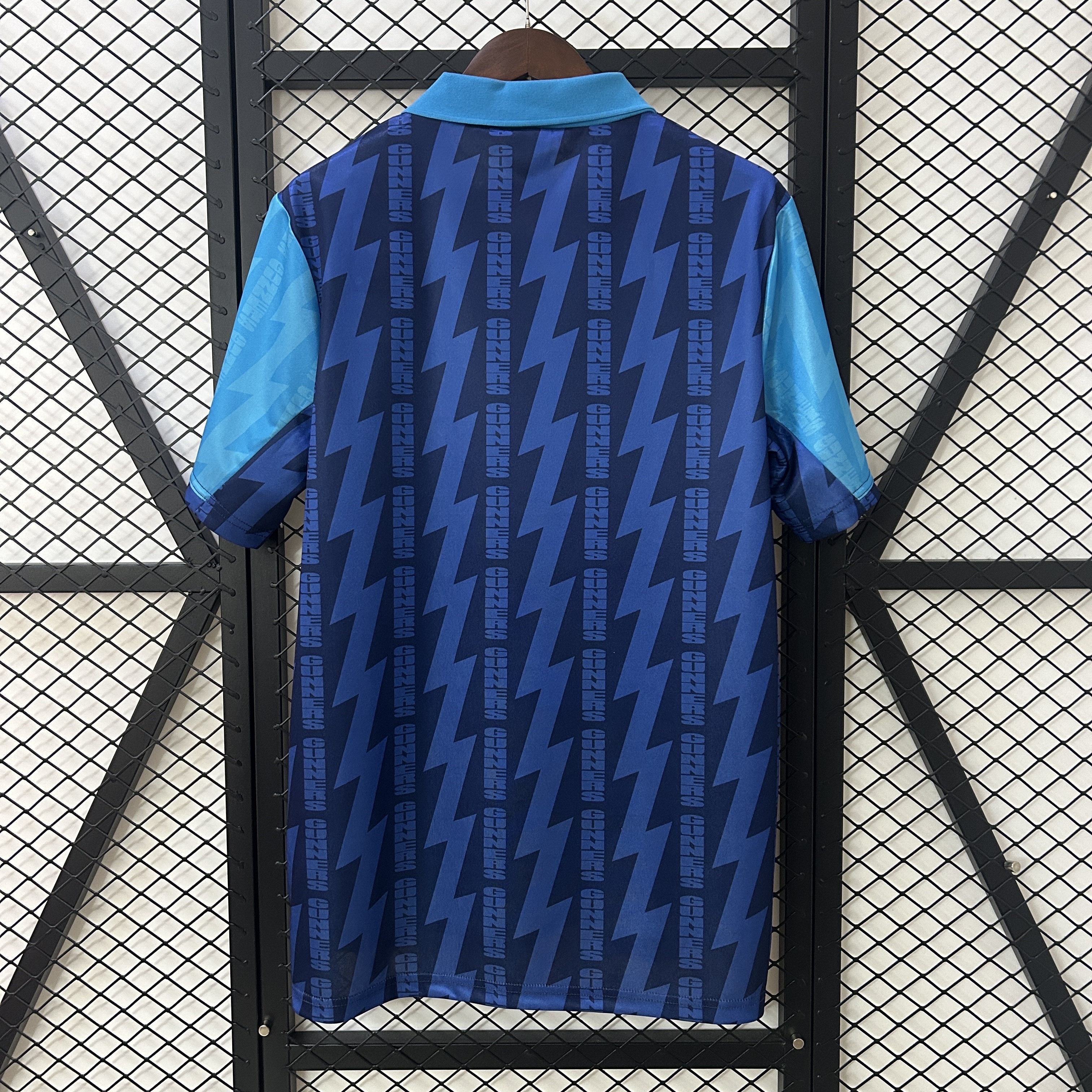 94/95 Arsenal Away Retro Football Shirt