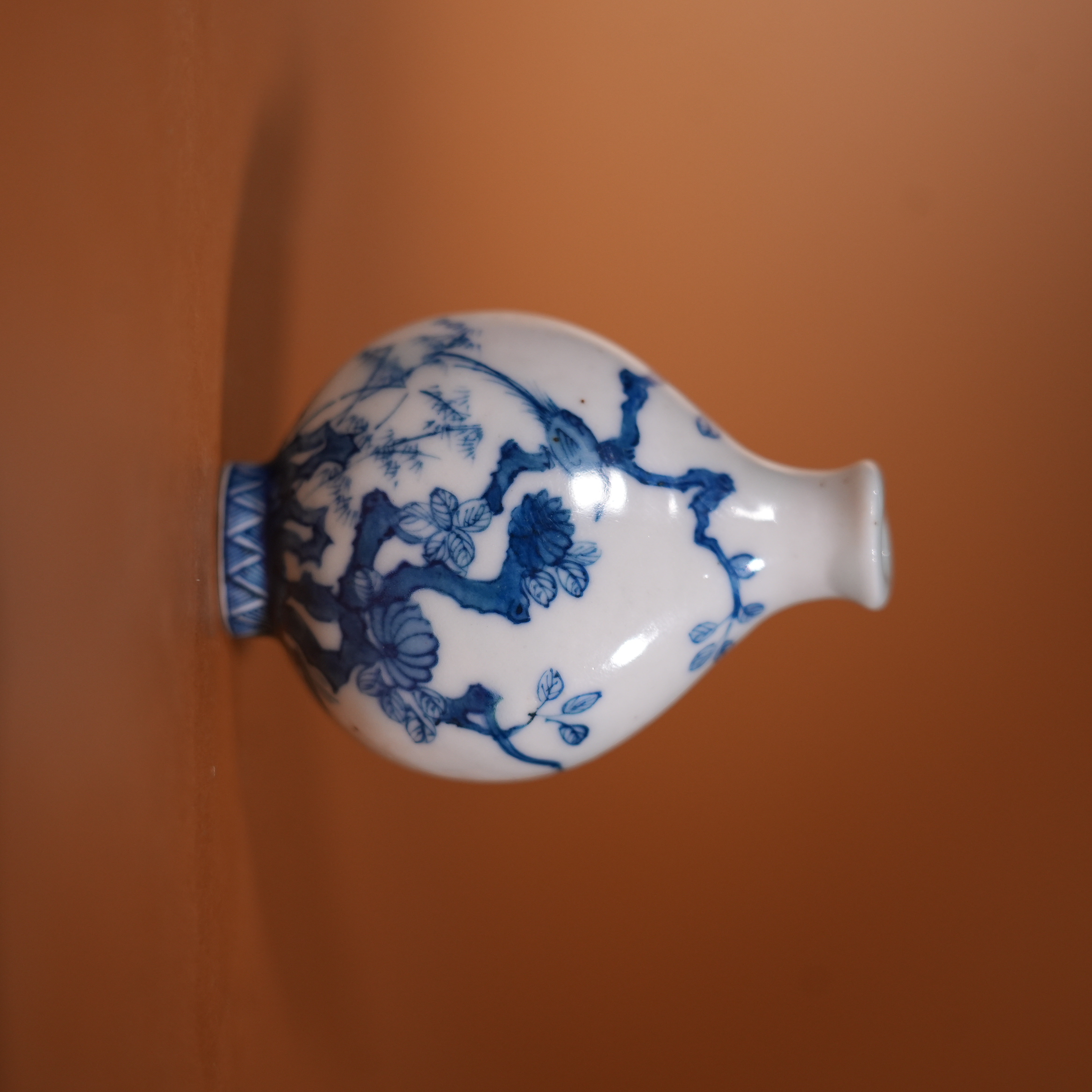 Ancient Chinese Blue and White Snuff Bottle with Bird and Flower Motifs
