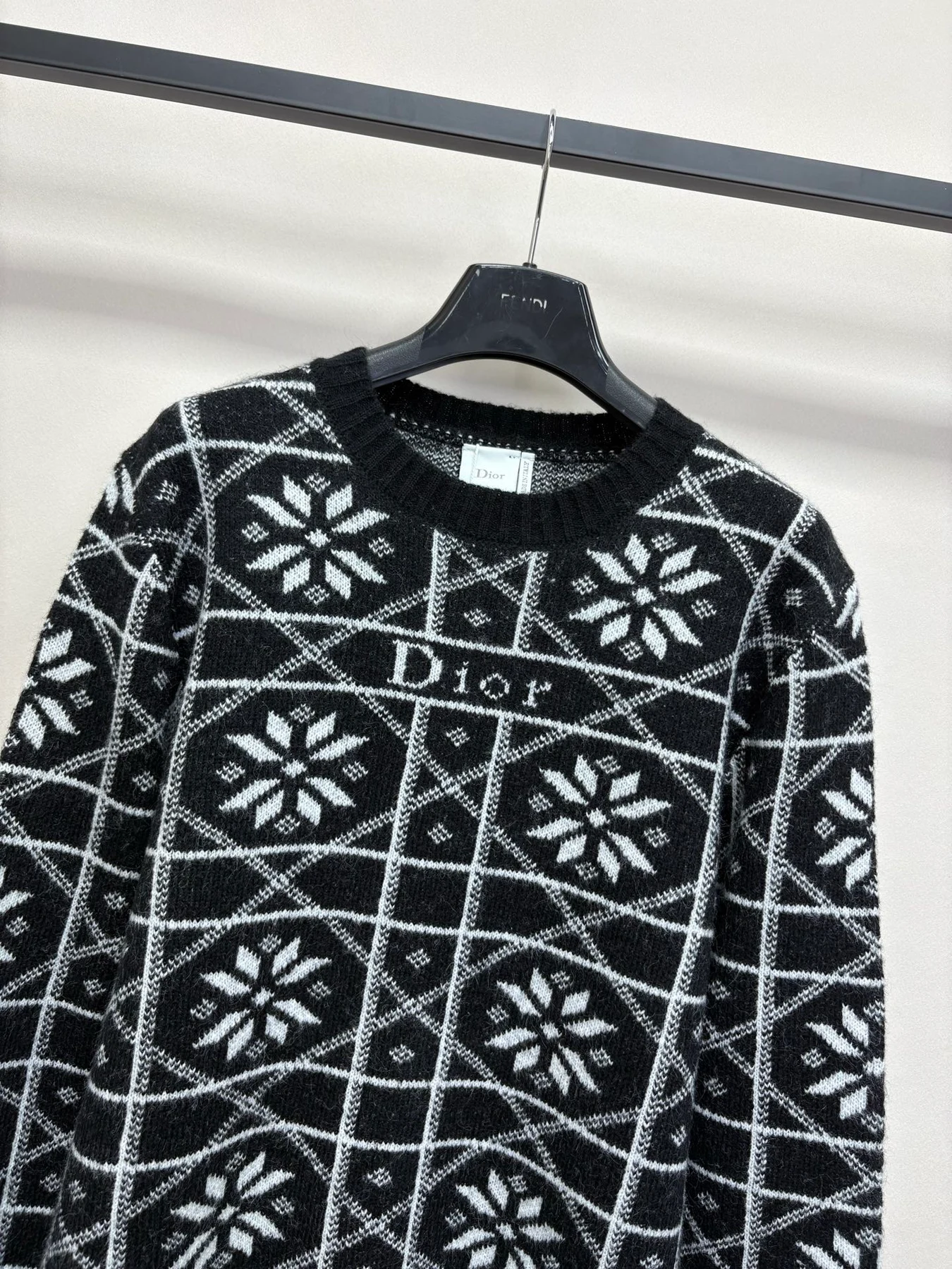 Dior 26FW Jacquard Strick Schwarz Sweatshirts TA138551