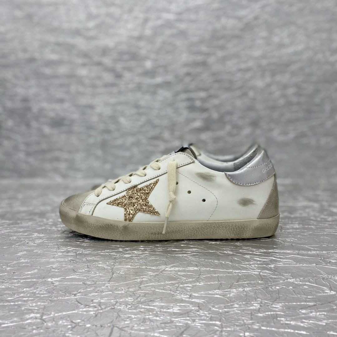 Golden Goose Super Star Dirty shoes made of top-grain cowhide