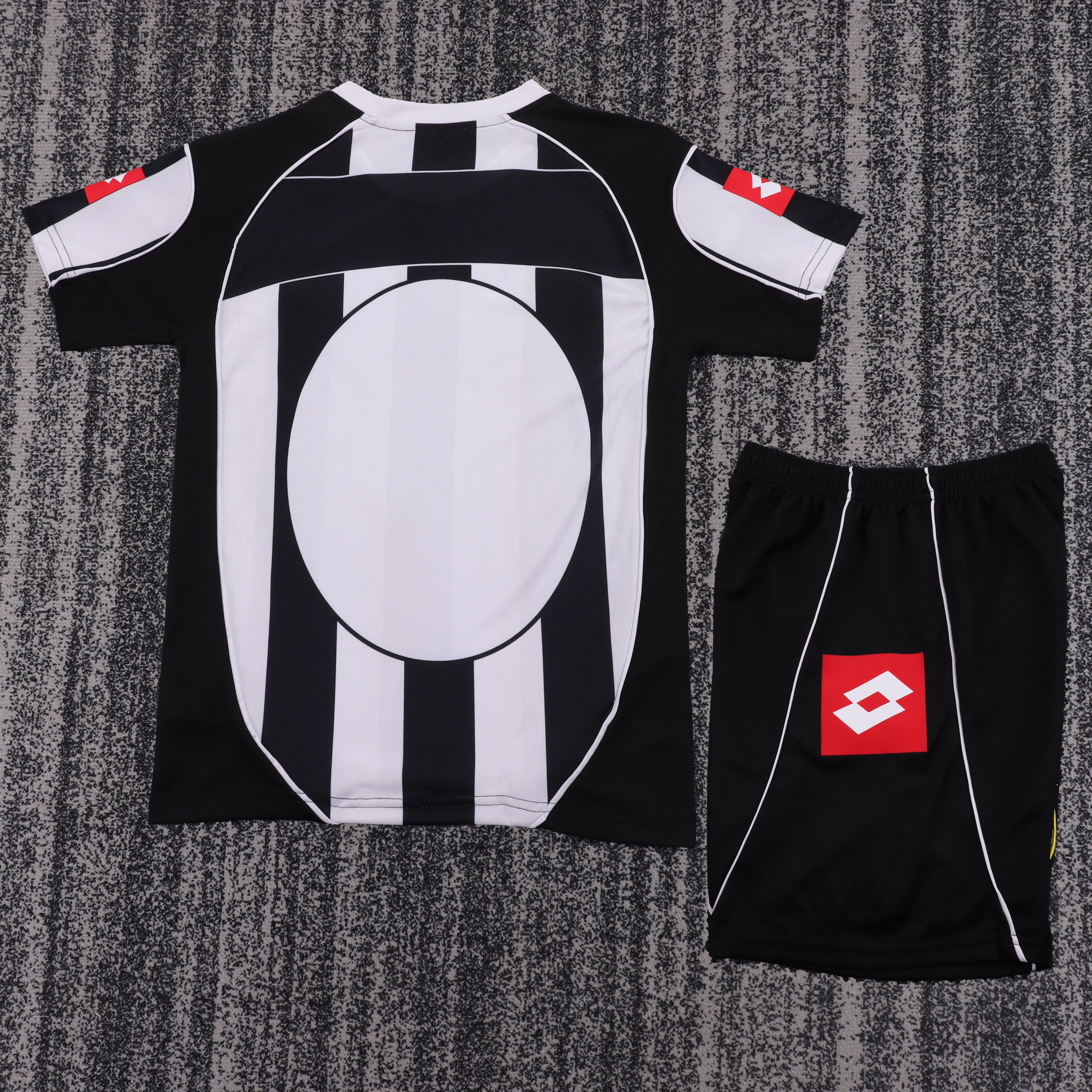 2002/2003 Juventus Third Away Retro Football Shirt Kids Kit