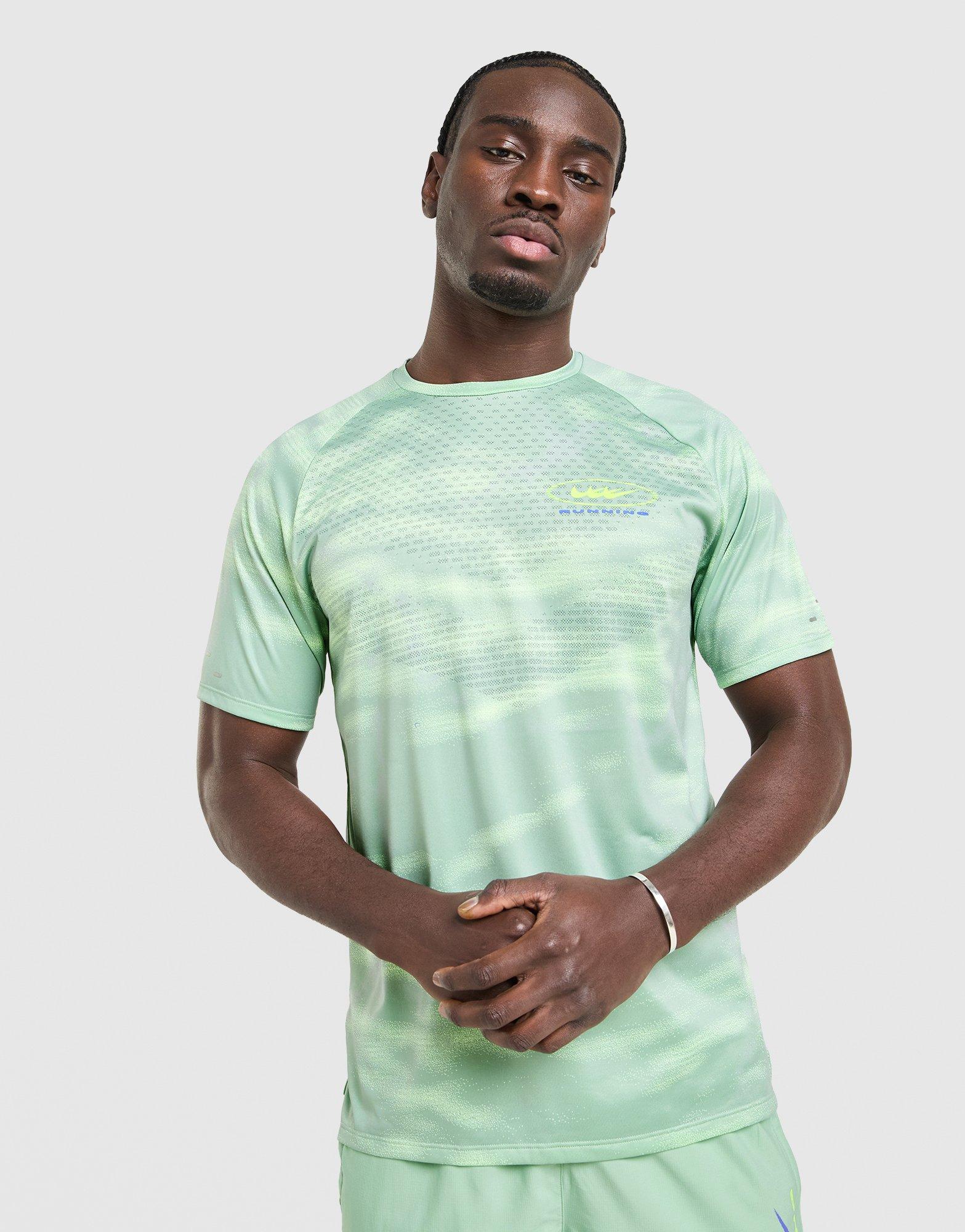 Nike Pinnacle Stride T-Shirt