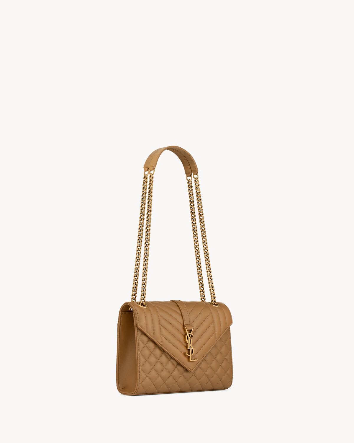 envelope medium in matelassé lambskin DARK CORK