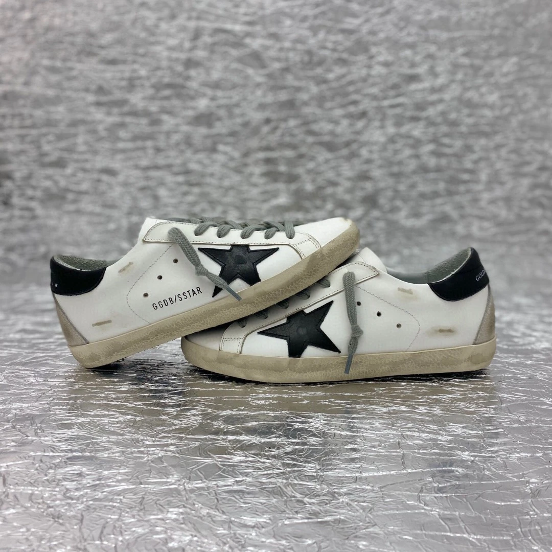 Golden Goose Super Star Dirty shoes made of top-grain cowhide