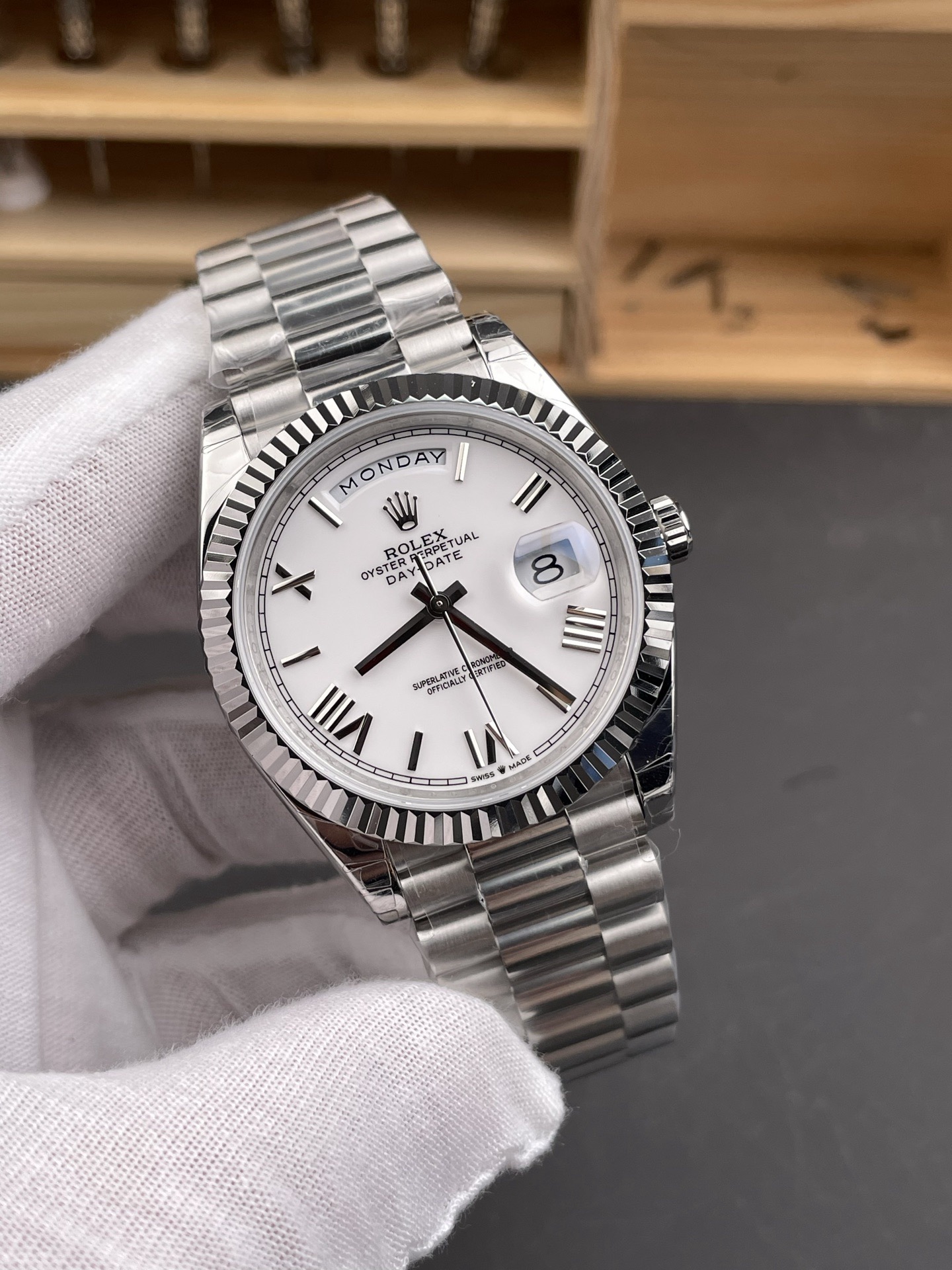 Rolex Day-Date 40 Oyster 40mm White gold M228236-0010