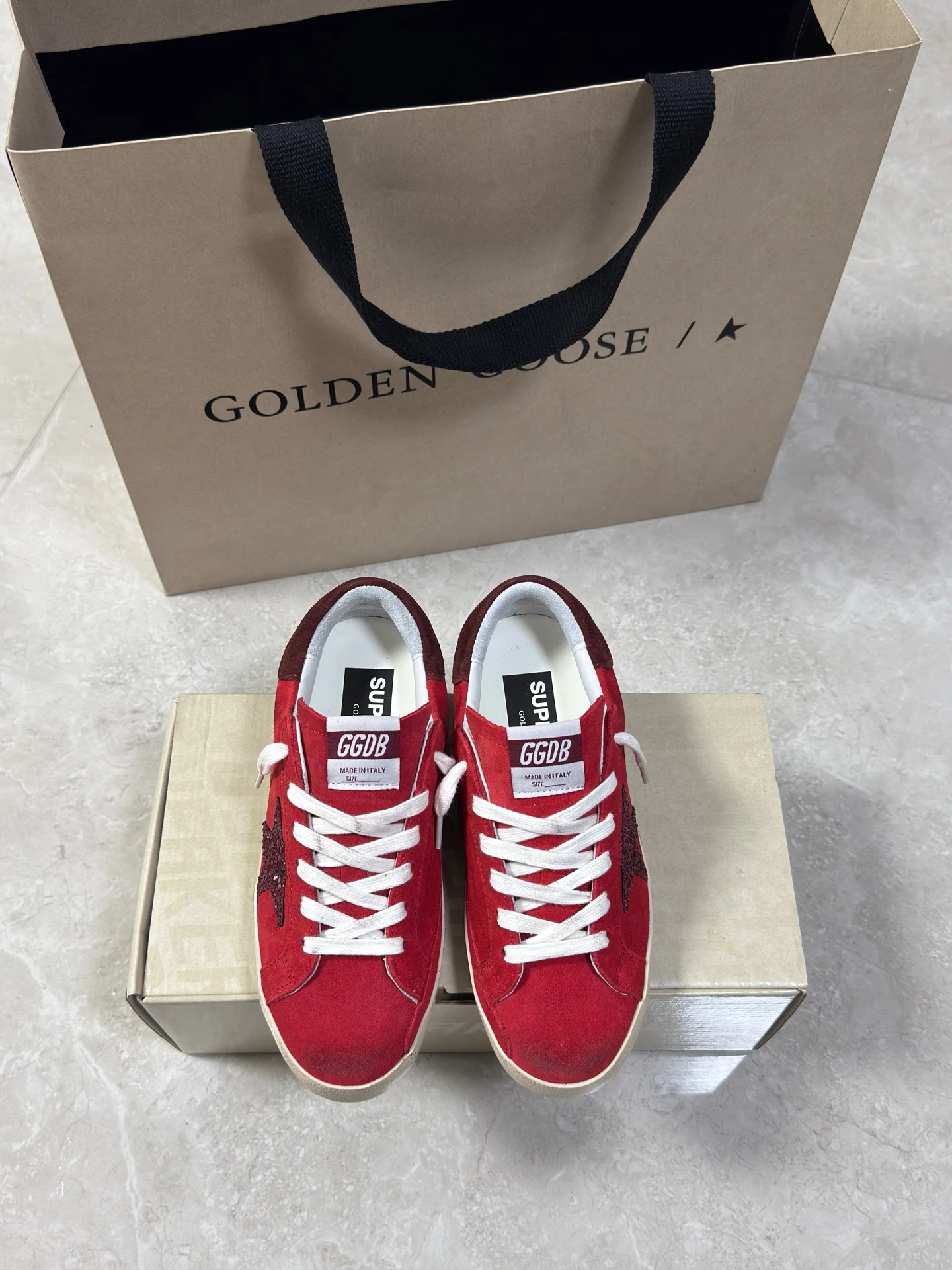 Golden Goose Super Star Dirty shoes made of top-grain cowhide