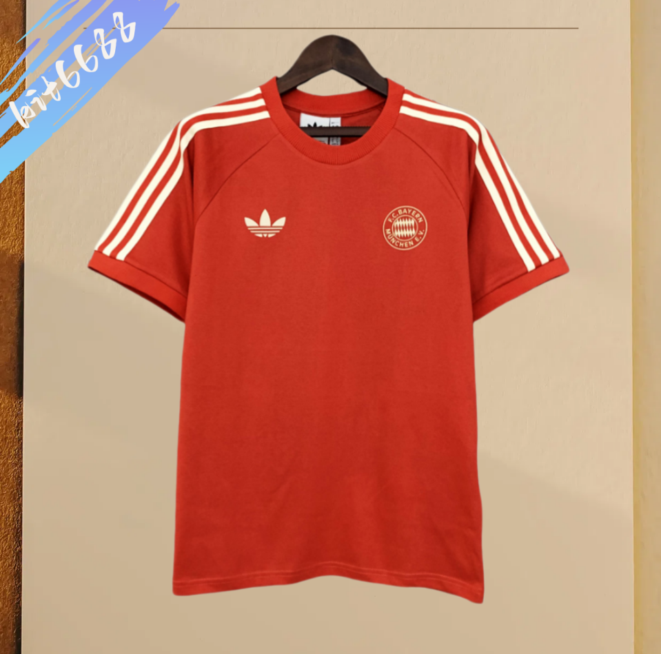 FC Bayern Munich black cotton T-shirt