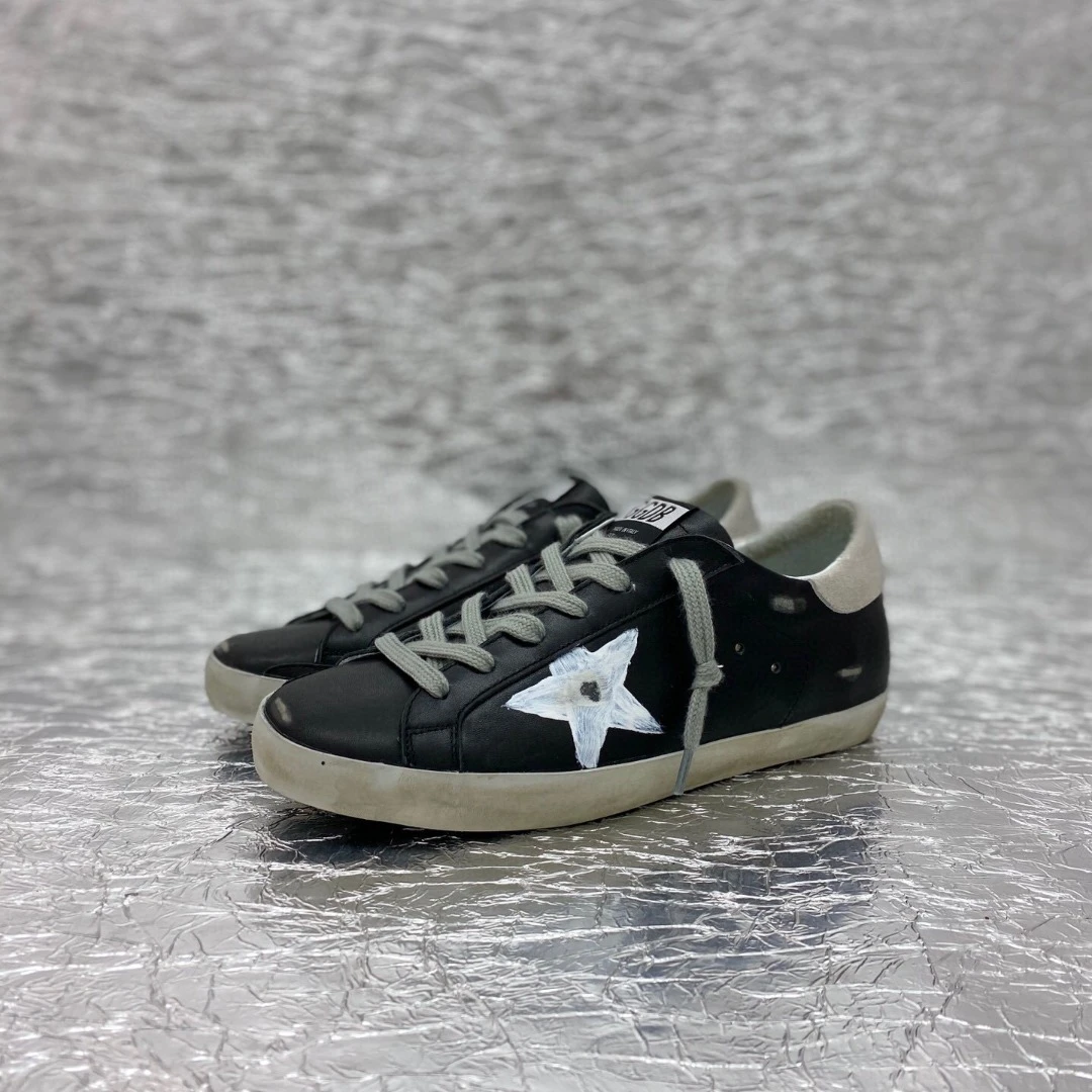 Golden Goose Super Star Dirty shoes made of top-grain cowhide