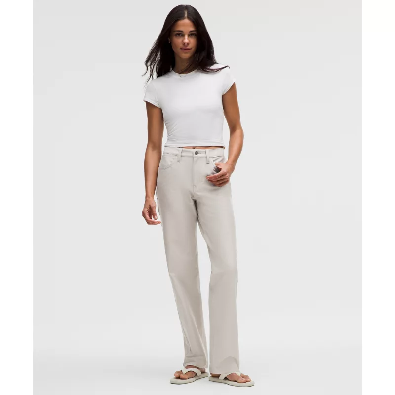 EasyFive Mid-Rise Relaxed-Straight Pant Regular